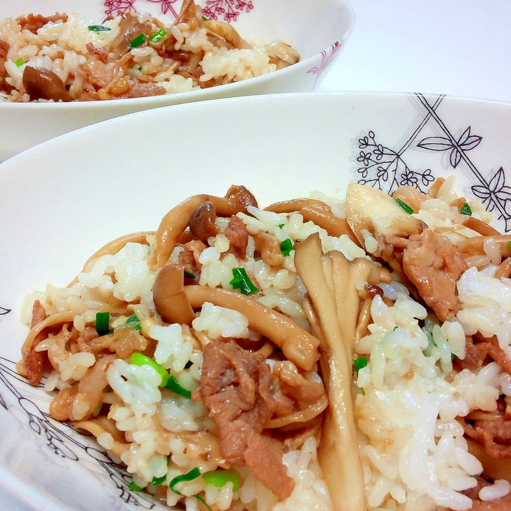 たっぷりきのこと豚肉の混ぜご飯 レシピ 作り方 By しゅうくりいむ 楽天レシピ